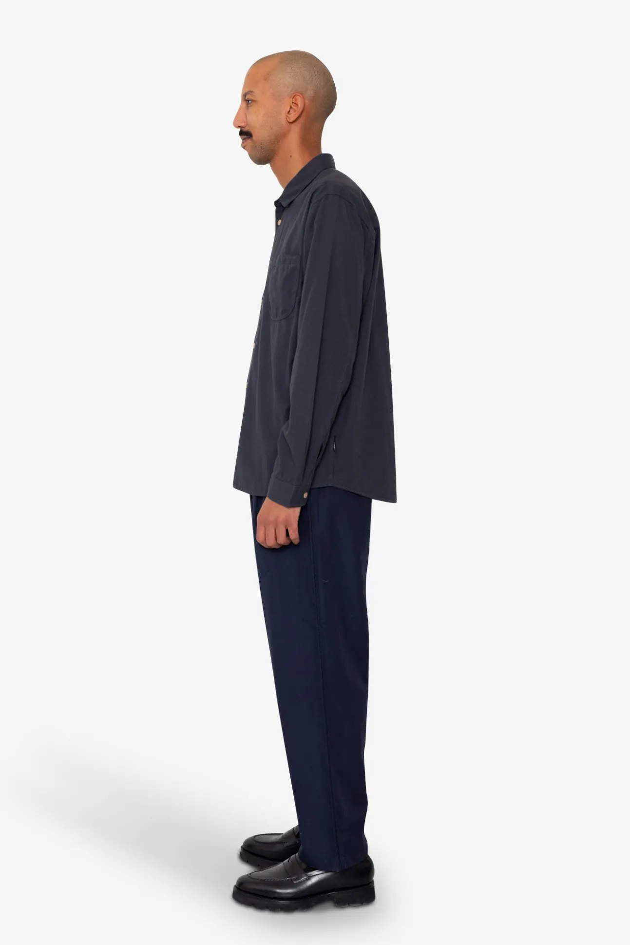 Plain Curve Shirt - Black