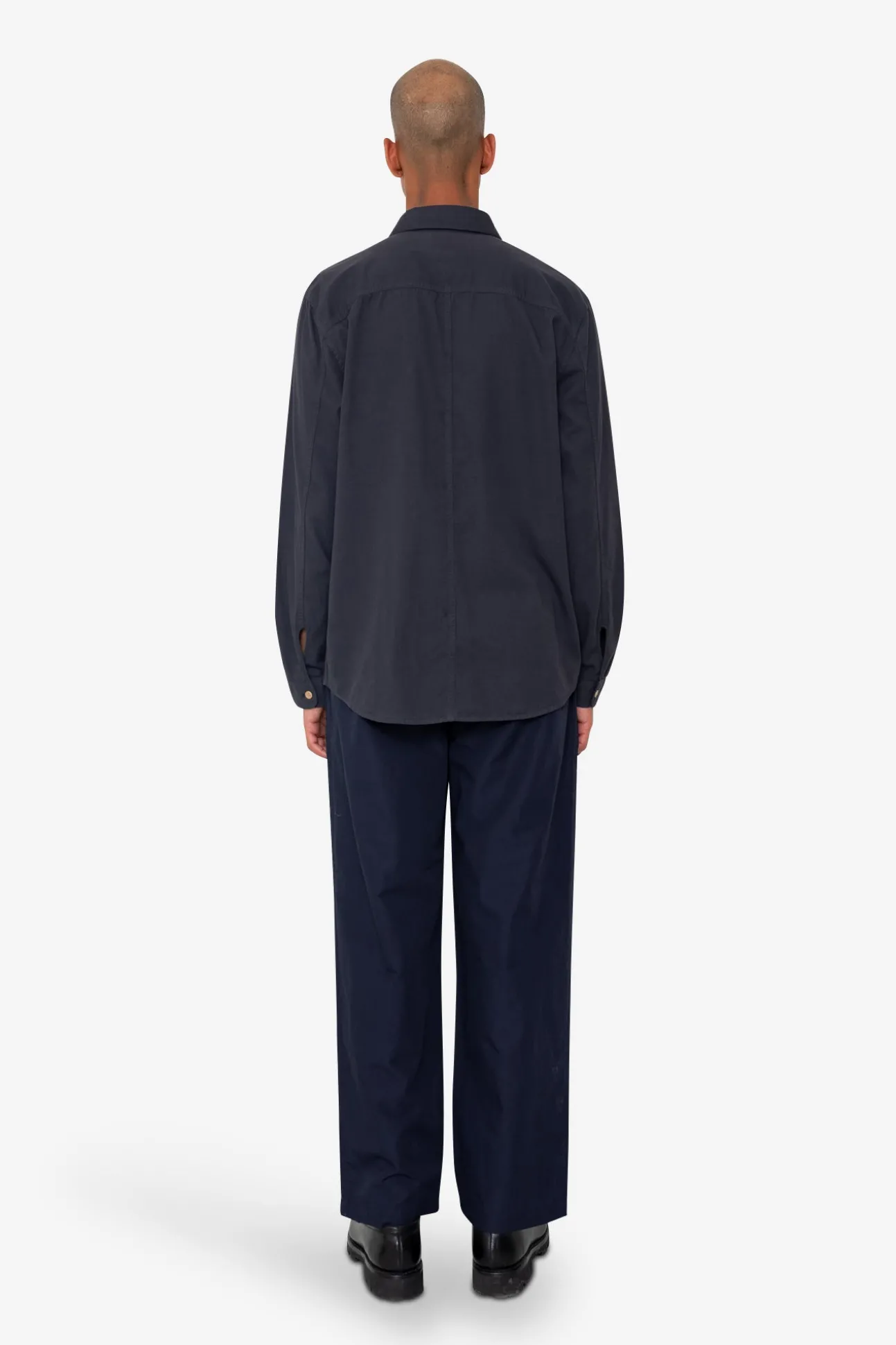 Plain Curve Shirt - Black