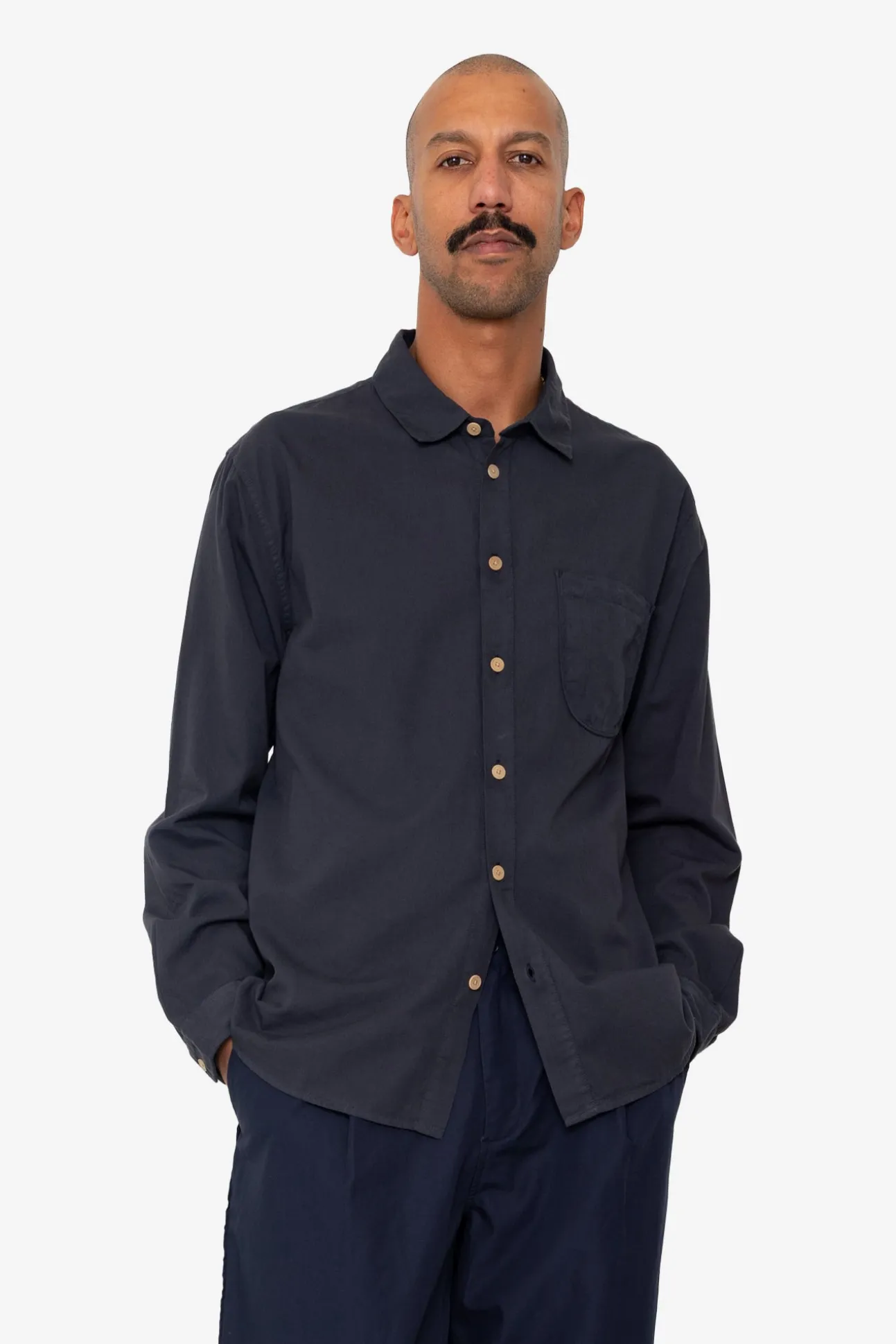 Plain Curve Shirt - Black